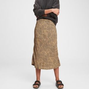 GAP leopard print midi skirt